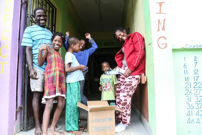 UNICEF and partners distributed emergency supplies to families in communities severely impacted by Hurricane Irma and Hurricane Maria.