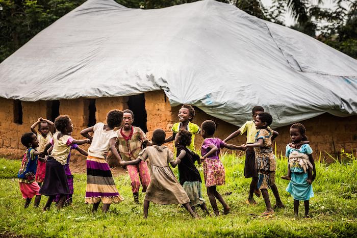 Children at a UNICEF-supported temporary school in Kasai, Democratic Republic of Congo (DRC)