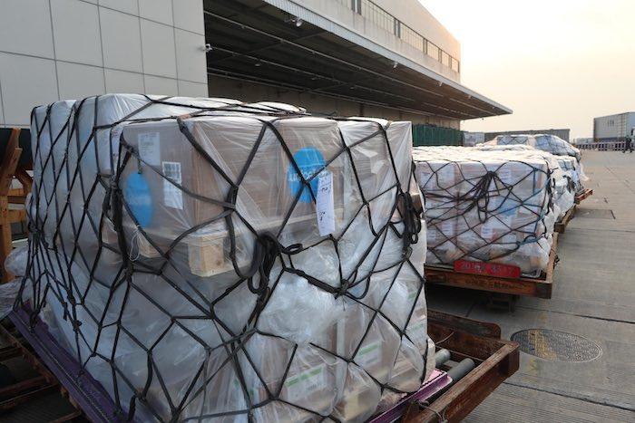 UNICEF supplies – 10,861 protective suits, 1,577 surgical masks and 18,371 respiratory masks – on arrival in late January at Pudong International Airport in Shanghai to support China’s response to the novel coronavirus. © UNICEF/UNI284466/