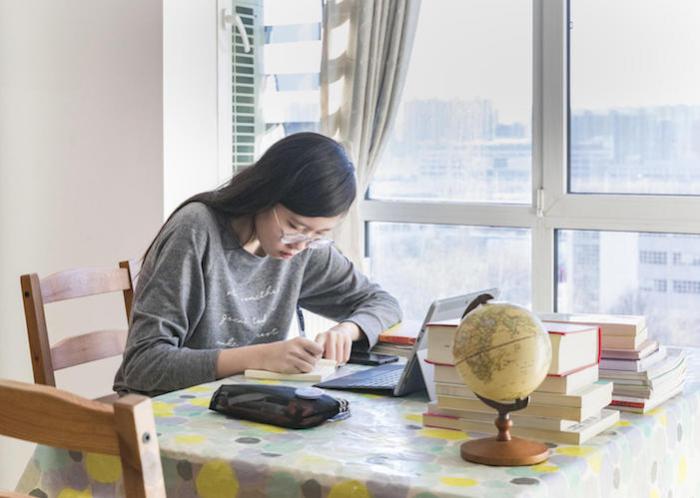 On 18 February 2020 in Beijing in China, Xiaoyu starts the day at 8 AM. She logs in to an online platform launched by the Ministry of Education (MOE) and the Ministry of Industry and Information Technology. 