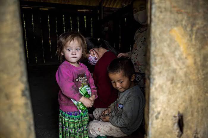 UNICEF is working to address learning gaps among children who lacked devices for remote learning when schools closed during the pandemic, like these children in Lao Cai province, Vietnam.