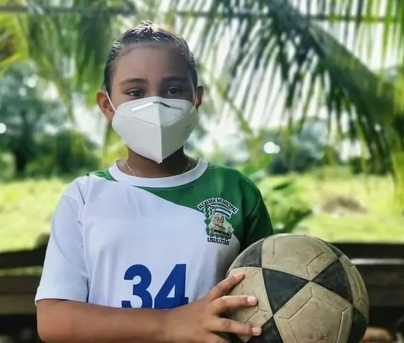 UNICEF El Salvador supports efforts by local authorities to create safe spaces for children to play.